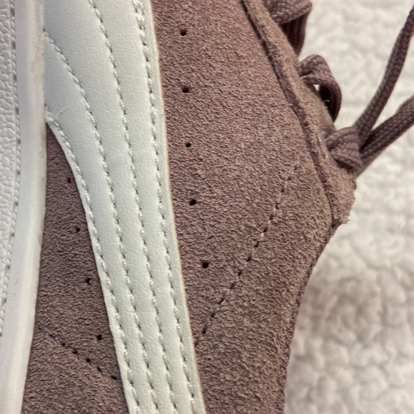 Puma Vikky Suede Softfoam Comfort Athletic Sneaker Light Plum Used Size 7 - Picture 9 of 15